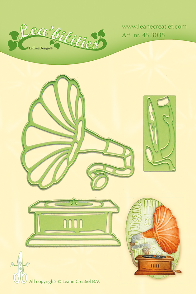 45.3035 Vintage gramophone