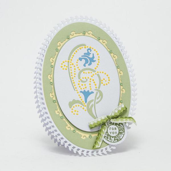 2011E Wykrojniki Essentials Tonic Studios- Bluebell Bloom