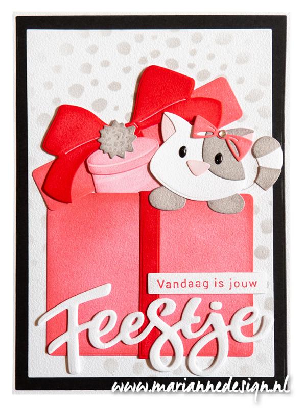 LR0783 Metal Die Marianne Design - Creatable - PRESENTS XL