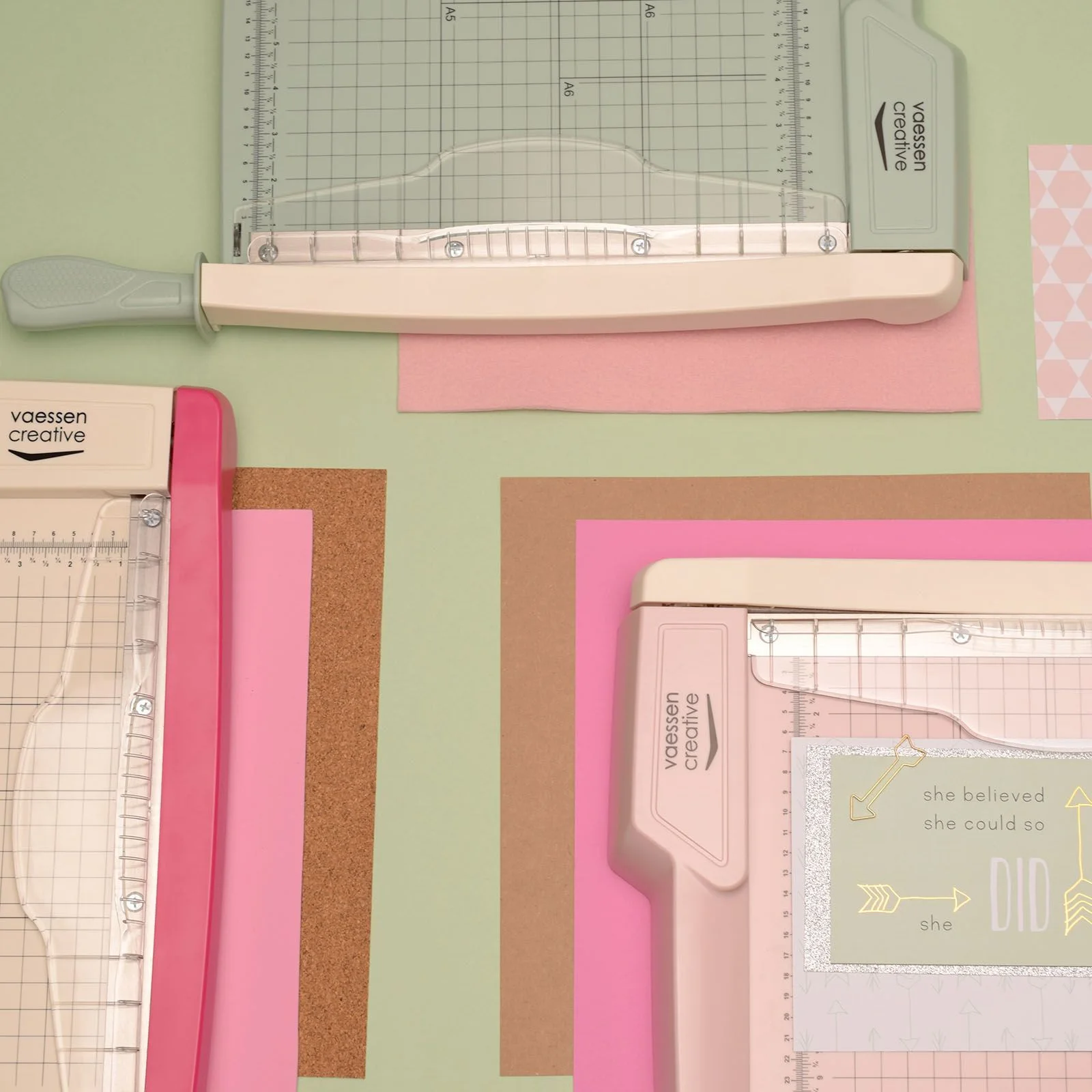 2137-073 Guillotine 30x30 - Vaessen Creative - Pink
