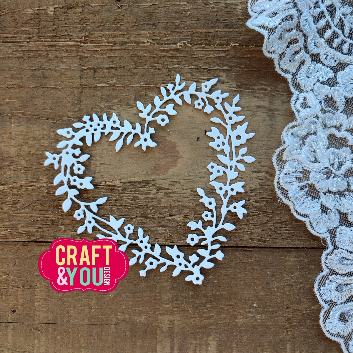 CW281 Cutting die - Flowerheart Frame - Craft & You Design