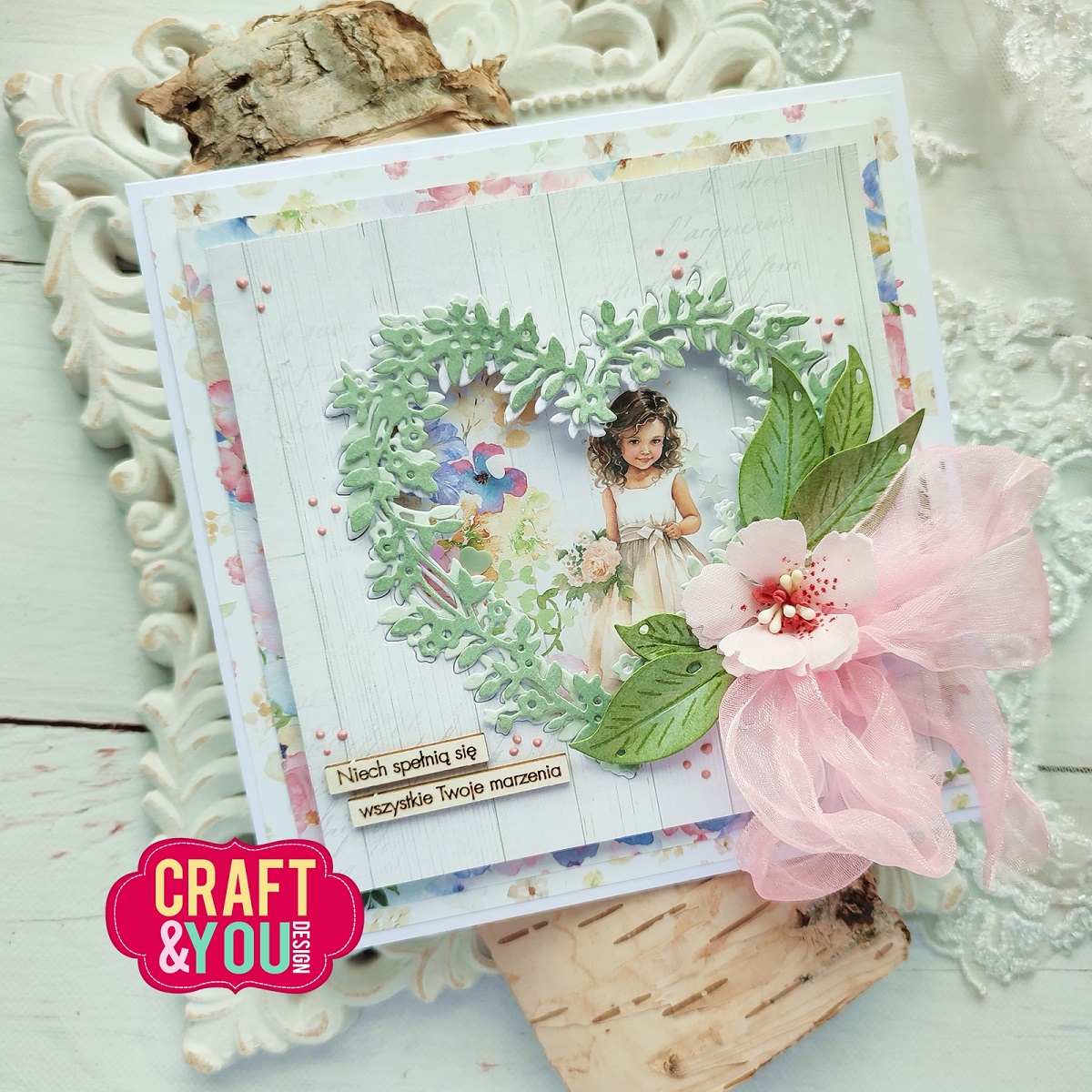 CW281 Cutting die - Flowerheart Frame - Craft & You Design