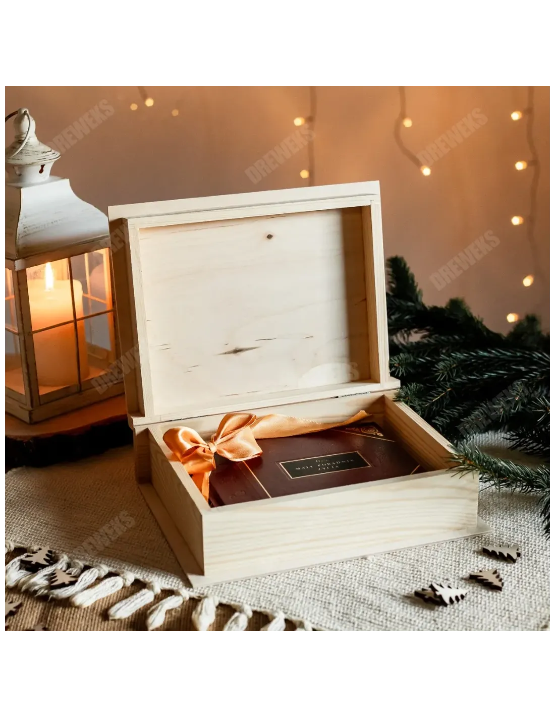 PZ287 Wooden box/container book, casket