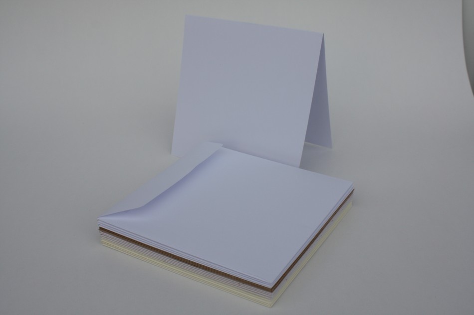 ECO-BK150-B Base for card card size 15x15cm-white