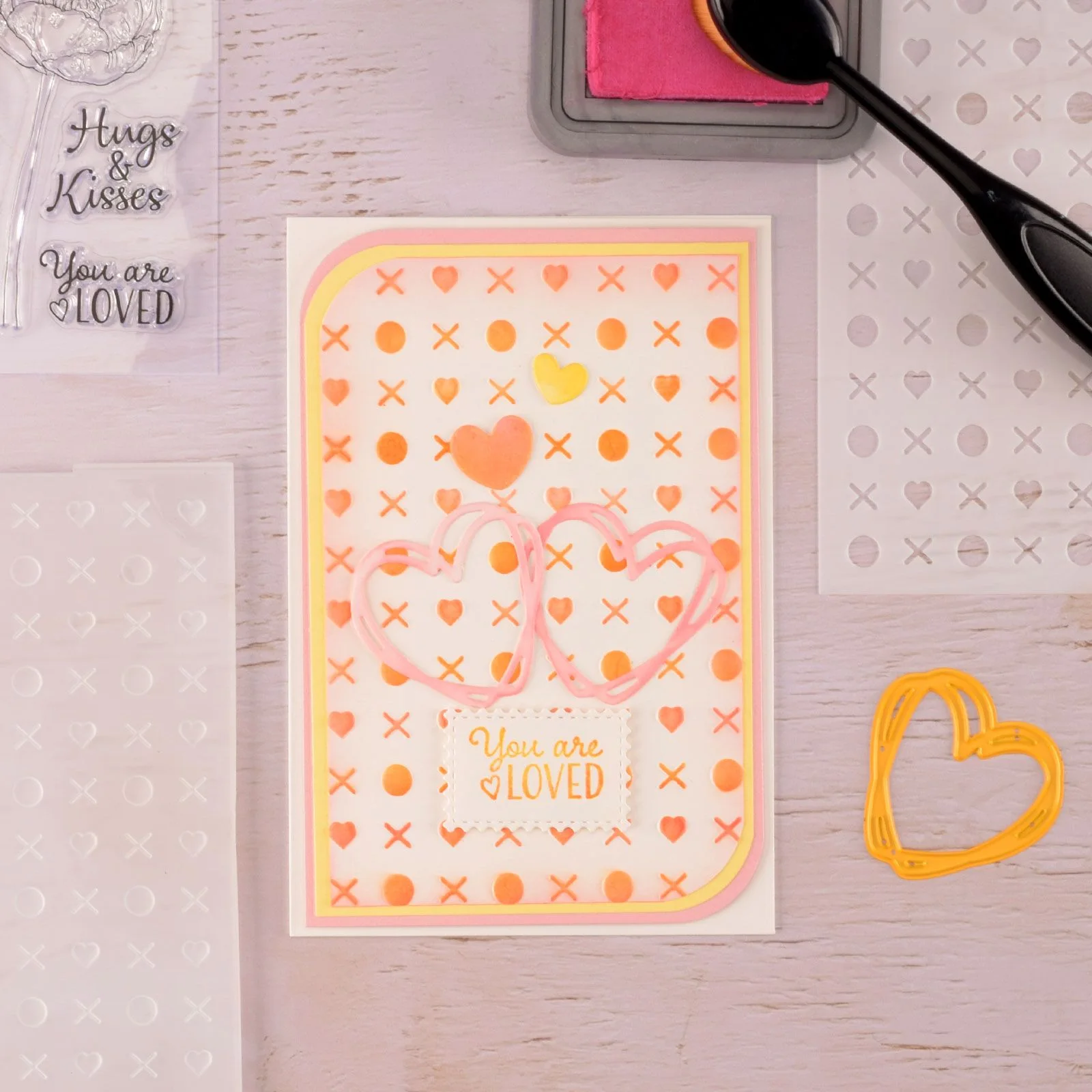 EF3D107 Nellie's Choice • 3D Embossing Folder Hugs & Kisses